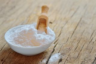 Soda oczyszczona jako nawóz i oprysk na szkodniki i chwasty