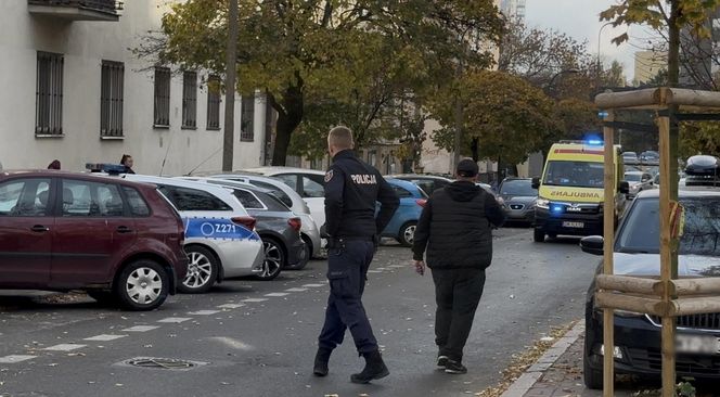 Tragedia w Warszawie. 1,5-roczna dziewczynka wypadła z 3. piętra na Woli. Dziecko jest w stanie krytycznym