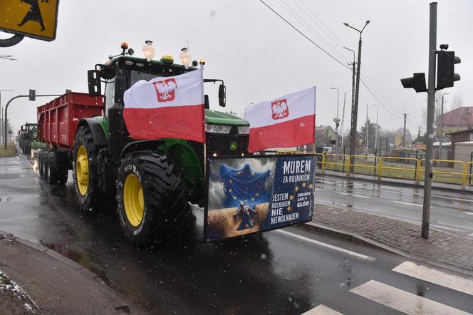 Protest rolników w Toruniu i okolicach. Zdjęcia z piątku - 9 lutego 2024