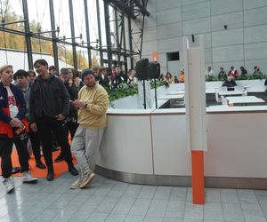 Tłumy na otwarciu Popeyes w Olsztynie. Rekordzista czekał w kolejce ponad 20 godzin