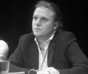   Grób Piotra Woźniaka-Staraka na warszawskich Powązkach