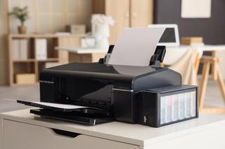 Przerażają cię rachunki za energię! Tych urządzeń nigdy nie odłączaj od prądu. Więcej szkody niż pożytku