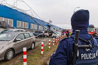 Wichura sieje spustoszenie w Podlaskiem. Kilkanaście samochodów uszkodzonych. Domy bez prądu