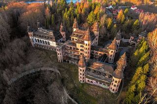 Samowola budowlana w Prawie budowlanym. Co jest samowolą budowlaną? Jak ją zalegalizować? 