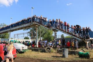 Charytatywny Wrak Race. Andrzej z Plutycz i Adam Kraśko zbierali pieniądze dla chorej Dominiki