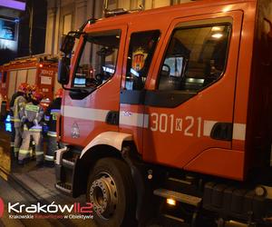Pożar w centrum Krakowa. „Tynki odpadły ze ścian”