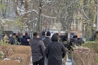 Brutalny morderca zatrzymany. Ciało ofiary ukrył w wersalce i myślał, że się nie wyda. W trakcie ucieczki potrącił policjanta 