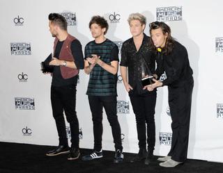 One Direction artystą i zespołem roku na AMAs 2015