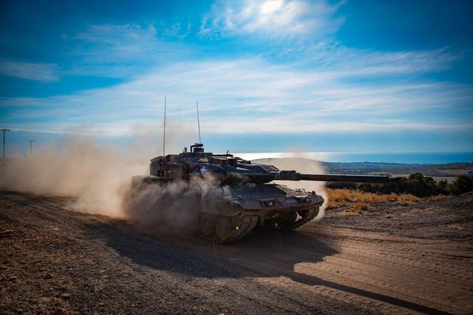 Ponad 400 nowych wozów bojowych i modernizacja czołgów. Niemcy kuszą Grecję