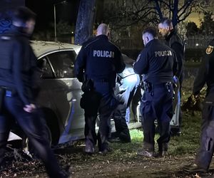 Policyjny pościg ulicami Warszawy. BMW w płomieniach 