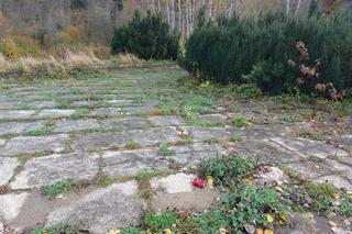 Jabłonki. Tutaj znajdował się pomnik Świerczewskiego 