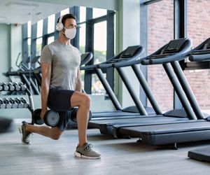 Trening siłowy dla biegacza - czy jest konieczny? Przykładowe ćwiczenia i suplementacja