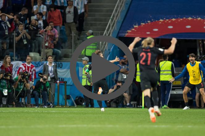 Luka Modrić cieszy się z gola - player
