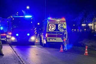 Zjechał z drogi wprost do rzeki. Jego auto postanowiło popływać w cieku wodnym