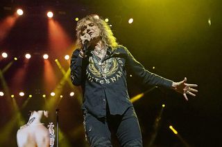  David Coverdale (Whitesnake) oficjalnie ogłosił przejście na emeryturę. Wokalista udostępnił wideo w sieci 