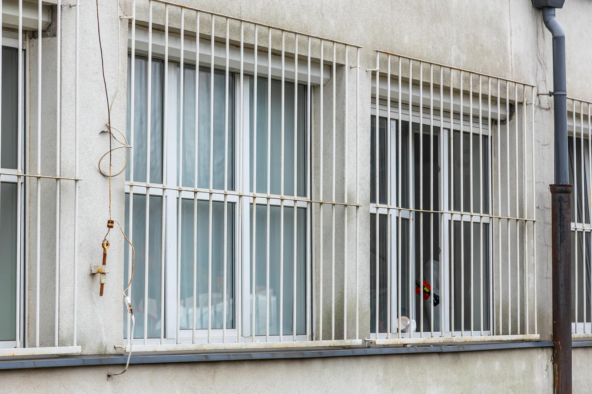 Zabytkowa hala na Suwak 4 w Warszawie