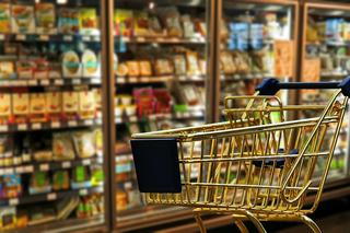 Inflacja nie daje za wygraną, a Polacy chodzą częściej do sklepów
