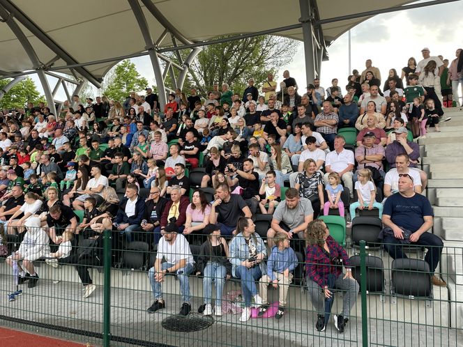 Uroczyste otwarcie stadionu w Starachowicach