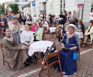 Siedlczanie mogli wsiąść w wehikuł czasu i zobaczyć ulicę Pułaskiego - Piękną sprzed stu lat