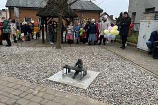 Rzeźby Szewczyków nową atrakcją Kazimierza Biskupiego