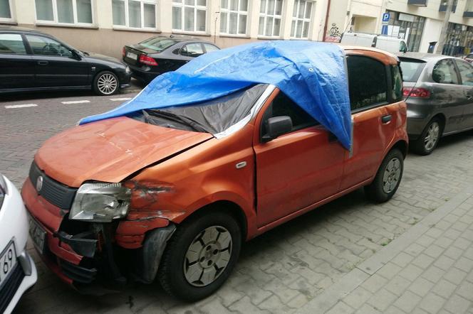 Od początku 2021 roku do końca lipca z ulic Poznania zniknęło 508 nieużywanych samochodów