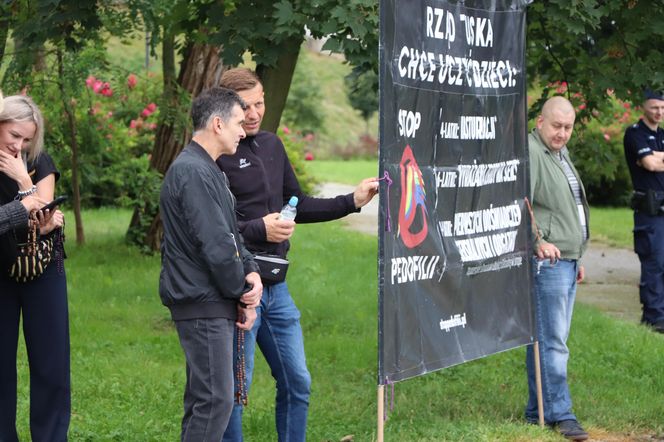 Marsz Równości w Toruniu i kontrmanifestacja