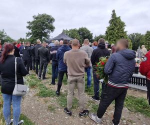 Pogrzeb Grzegorza G., który zginął w Nowem