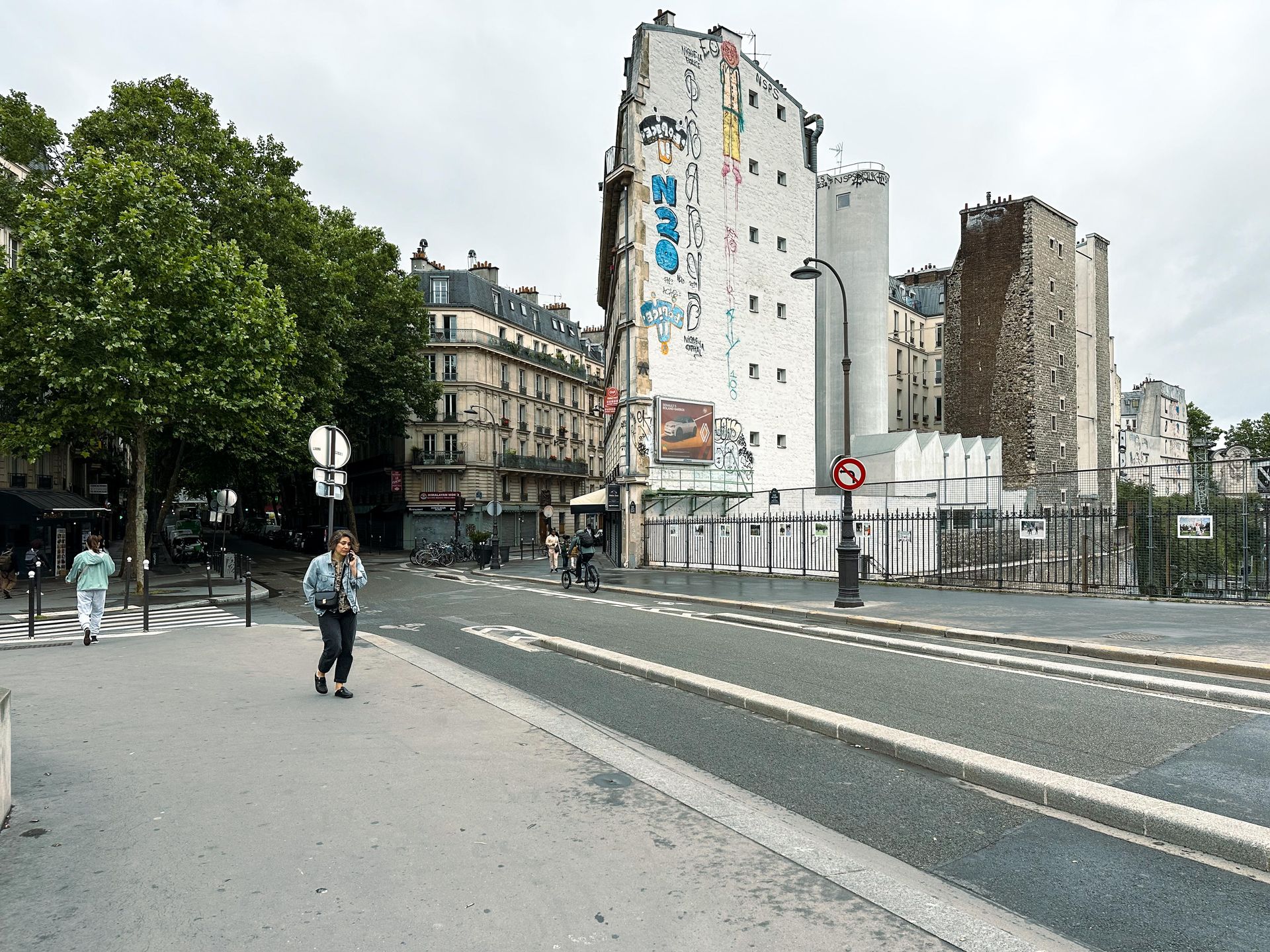 Szkolne ulice w Paryżu