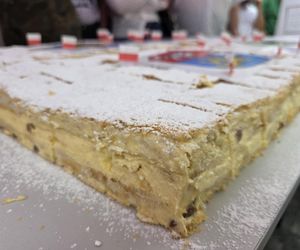 Rzeszów Najdłuższa Kremówka w Polsce