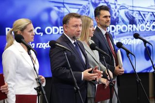 Rząd przygotowuje Polaków na kryzys. Sprawdź, kiedy „Poradnik bezpieczeństwa” trafi do twojego domu