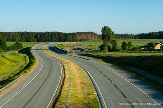 Każdy kilometr nowej drogi, to szanse dla firm - stwierdził premier Mateusz Morawiecki, otwierając fragment via Baltica