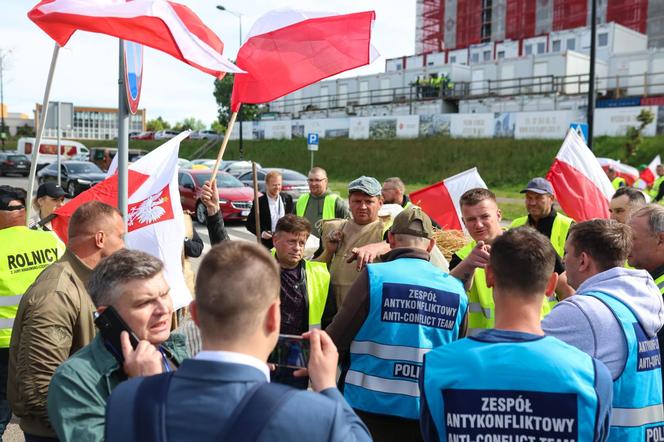 Rolnicy protestowali w Katowicach na Europejskim Kongresem Gospodarczym