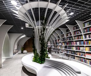 Metroteka – biblioteka na stacji metra M2 Kondratowicza w Warszawie