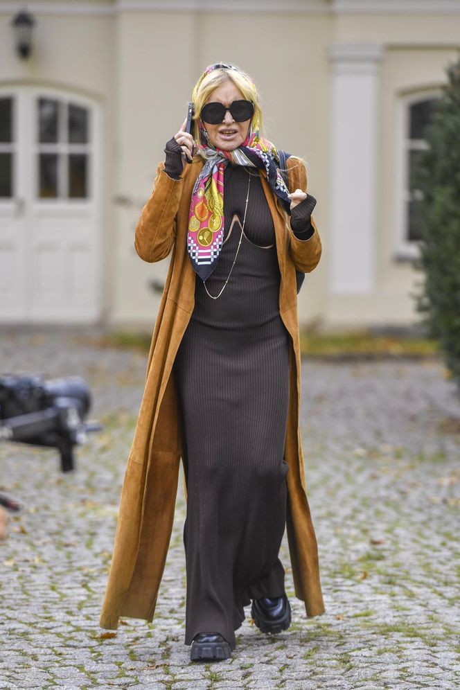 Monika Olejnik w chuście w 2024 r.