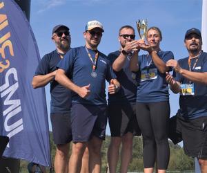 Jump and Run 2023 w Bydgoszczy. Bieg z dmuchanymi przeszkodami przyciągnął tłumy