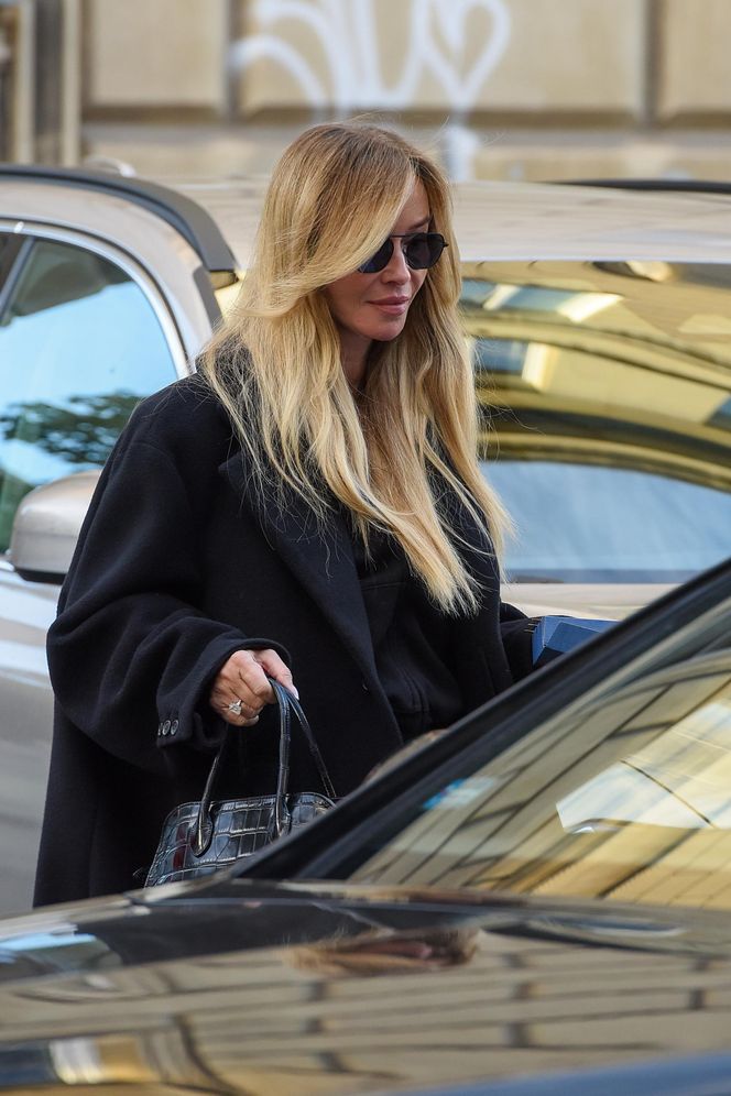 Joanna Przetakiewicz Bantleyem po pizzę