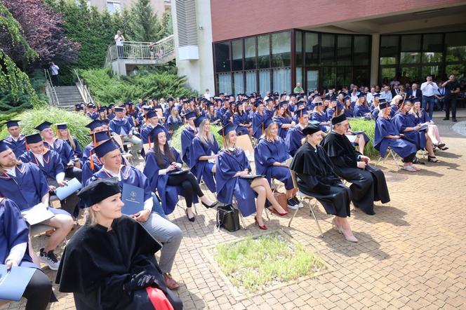 Tak kończyli studia absolwenci WSPiA  w Rzeszowie [ZDJĘCIA]