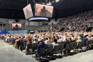 Kongres Świadków Jehowy w Olsztynie. W hali Urania spotka się ponad 3 tys. uczestników