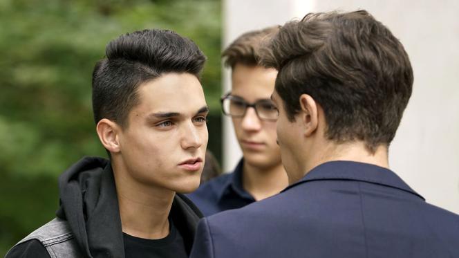 Barwy szczęścia, odcinek 1997. Eryk (Patryk Cebulski), Justin (Jasper Sołtysiewicz), Kajtek (Jakub Dmochowski)