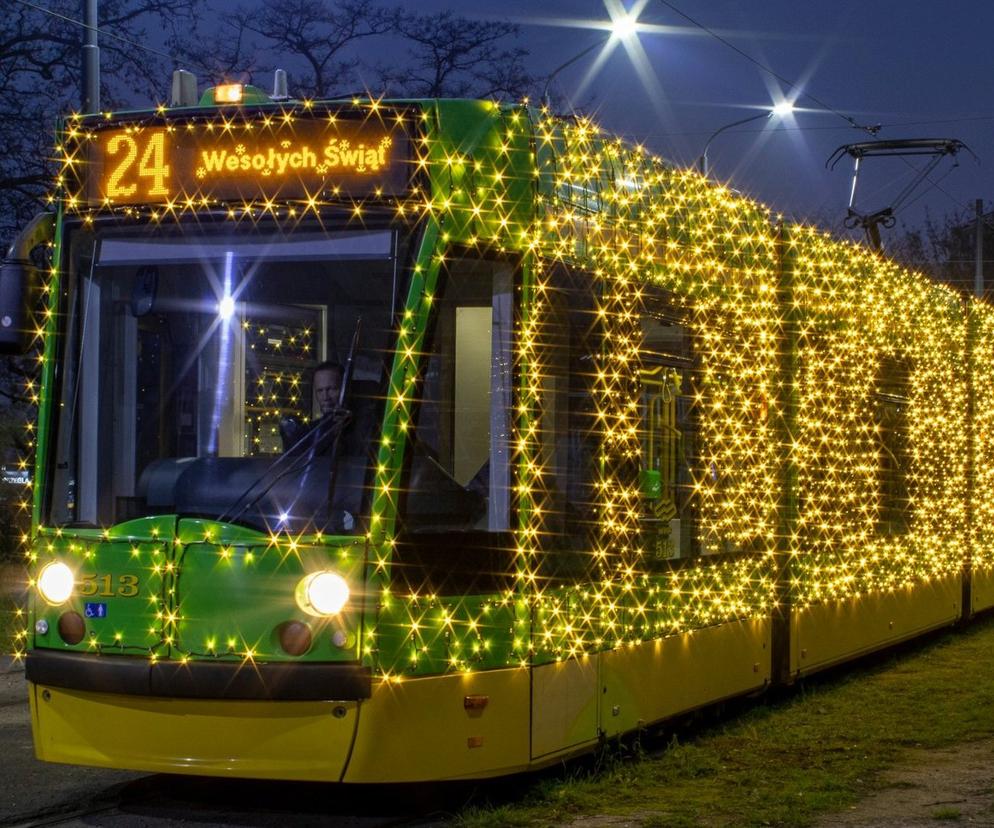 Chociaż linia nr 24 kursująca pomiędzy miejscami Betlejem Poznańskiego przestanie jeździć 23 grudnia, to rozświetlony tramwaj będzie można spotkać jeszcze do końca roku 