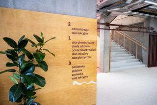 Warszawa: Nowa szkoła za grube miliony czeka na pierwszych uczniów. Zobacz zdjęcia