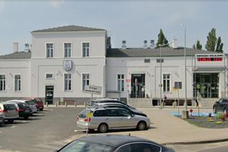 Wandale zdemolowali toaletę na dworcu w Choszcznie