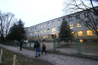 Zamkną podstawówkę na Pradze-Południe! Uczniowie będą przeniesieni do innych szkół 