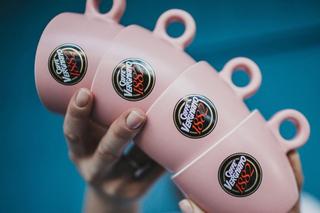 Caffè Vergnano świętuje Dzień Kobiet limitowaną edycją różowej kawy