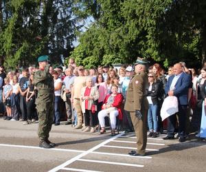 Żołnierz zrobił to podczas przysięgi. Wszystkim odebrało mowę