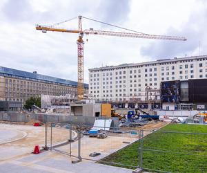 Parking podziemny pod placem Powstańców Warszawy w budowie