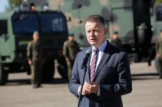 Szef MON przekazał zestaw przeciwlotniczy mała Narew pułkowi w Gołdapi [ZDJĘCIA]