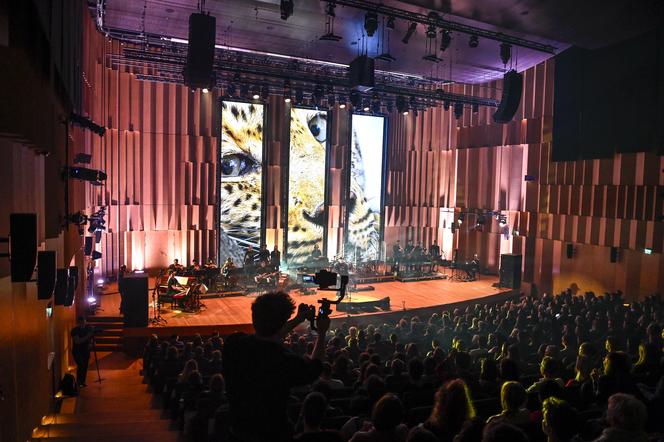 Spektakl audiowizualny USŁYSZ PLANETĘ