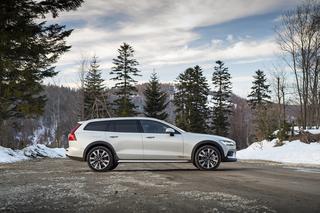 Volvo V60 Cross Country D4 190 KM AWD