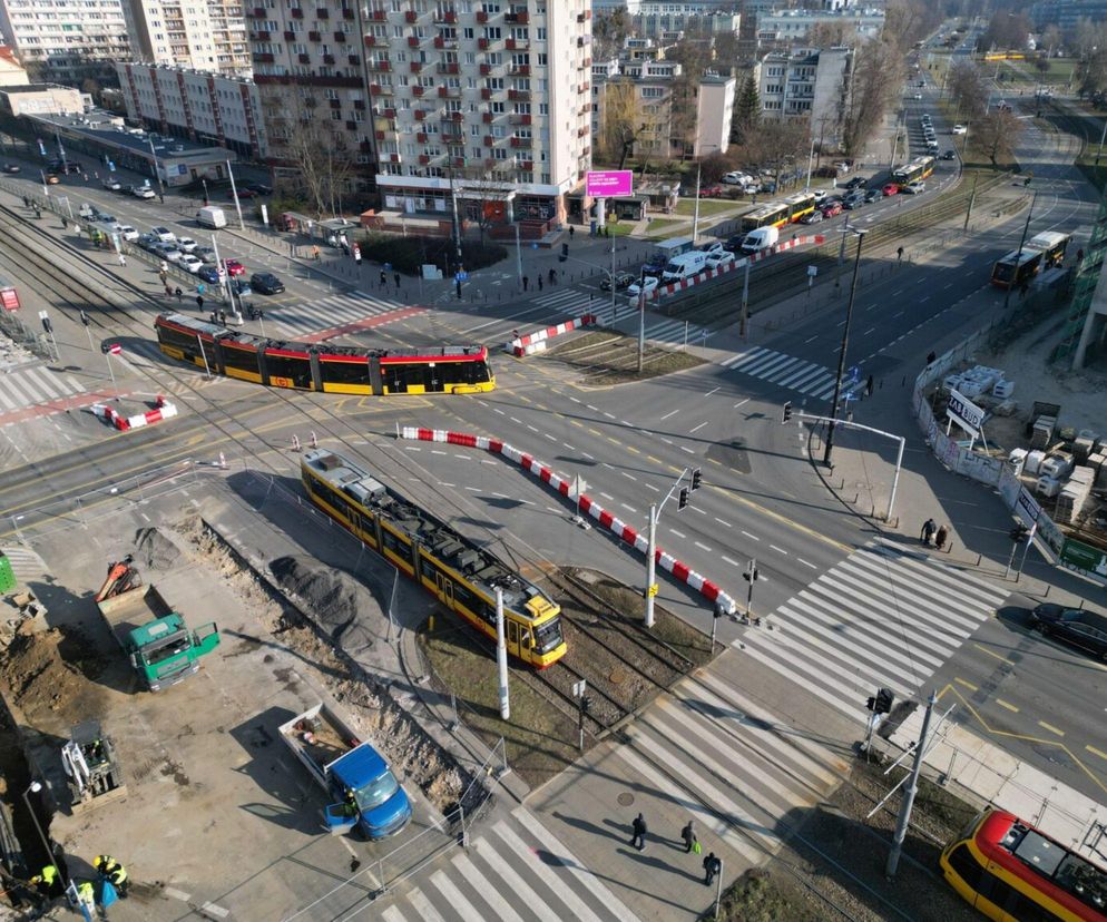 Będą duże utrudnienia w Warszawie. Zmiany dla kierowców, tramwaje nie dojadą do pętli 